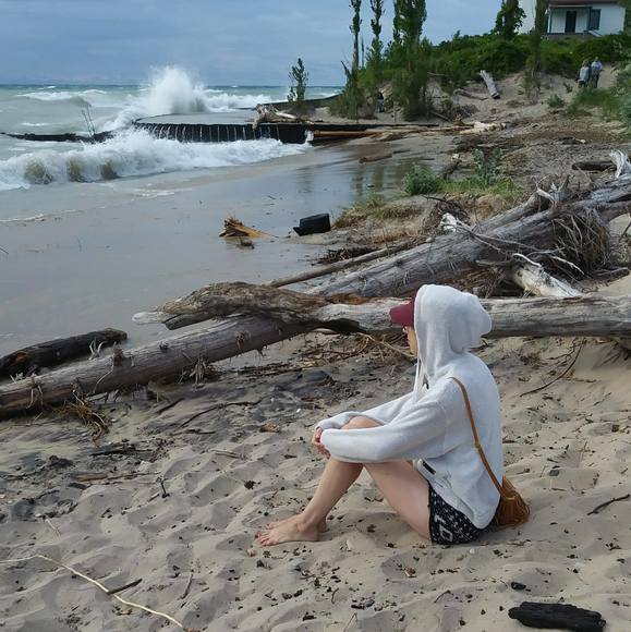 Meet your Posher, Christine - Picture 1 of 1